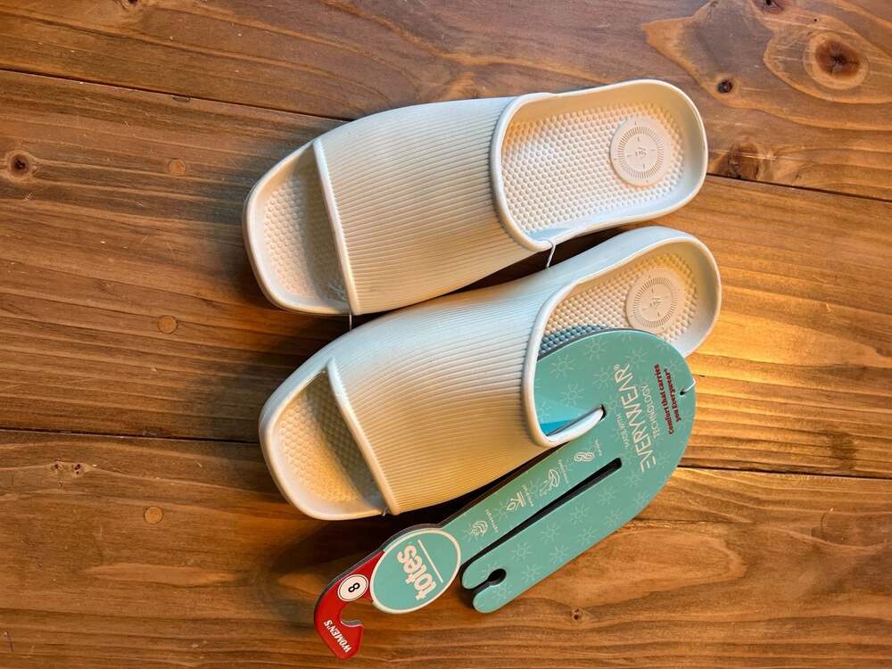 Totes Everywear Women's Ribbed Platform Slide Sandals - Picture 4 of 4